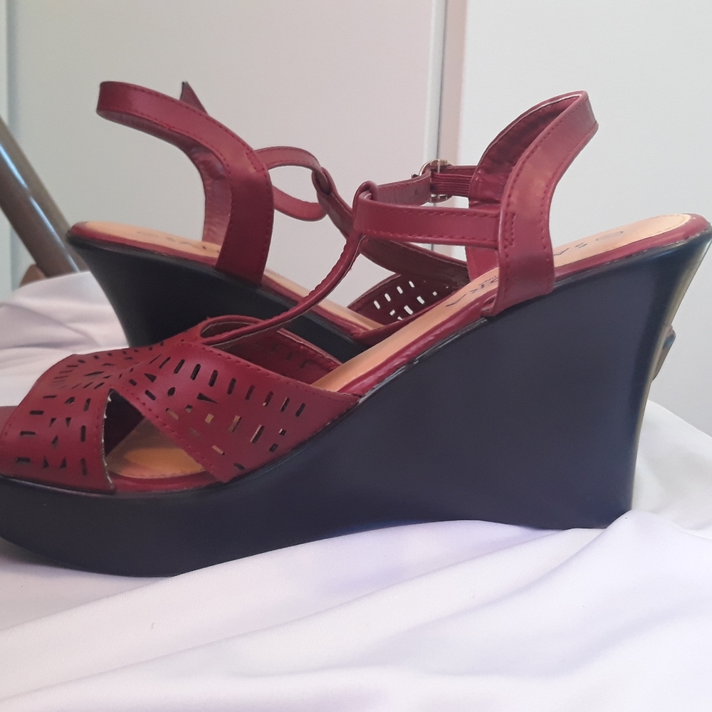 Sandra Sandals